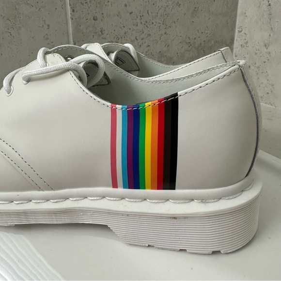 Dr. Martens 1461 Pride Oxford Shoes Size 8 Men/9 Women - Picture 11 of 16